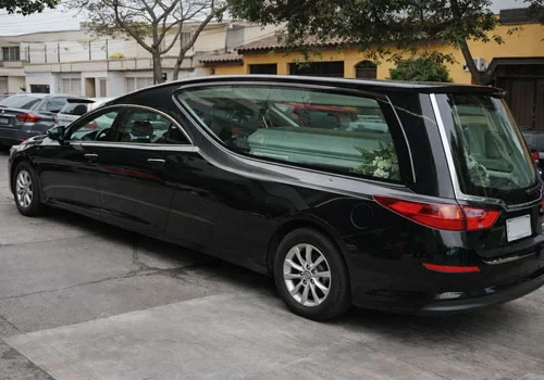 servicio-funerario-carroza-funebre-movilidad--01